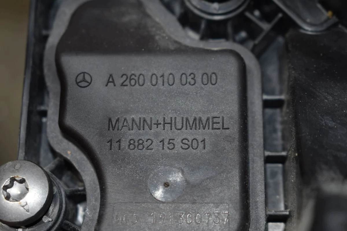 Separador de Aceite Mercedes Usado OEM image 3