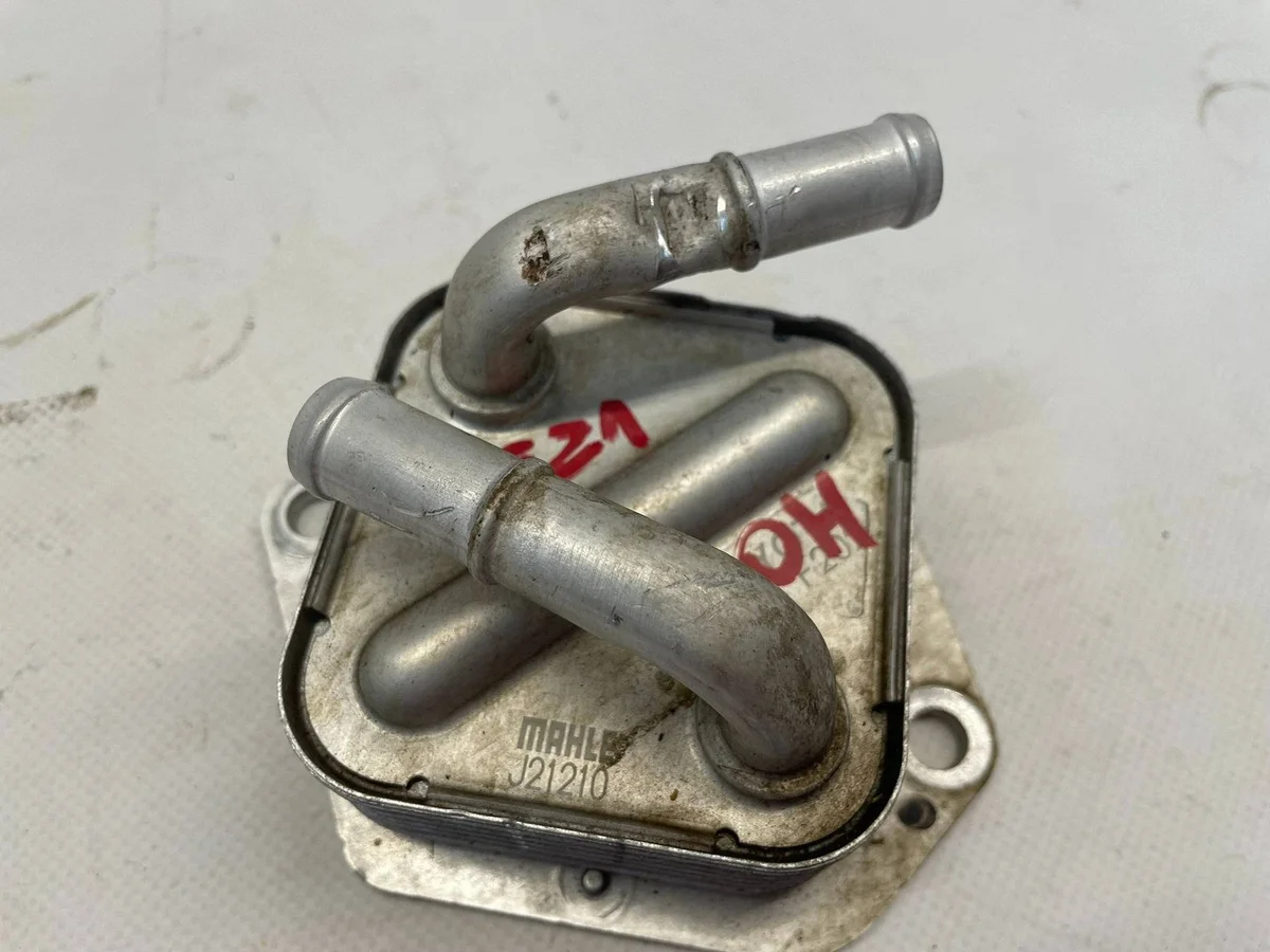 Toyota Oil Cooler 2.0 Hybrid