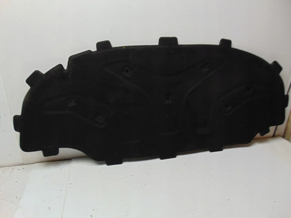 Audi 8P Hood Insulation Pad 8P0863825L Used image 3