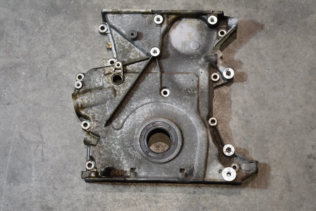 Kamremmskåpa Mercedes A2600150100 5555
