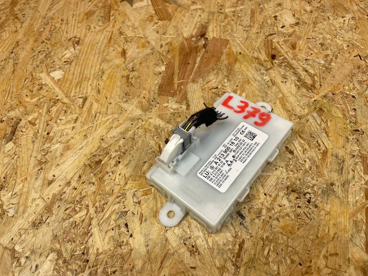 Mercedes E-Class W213 Keyless Module A2139001610