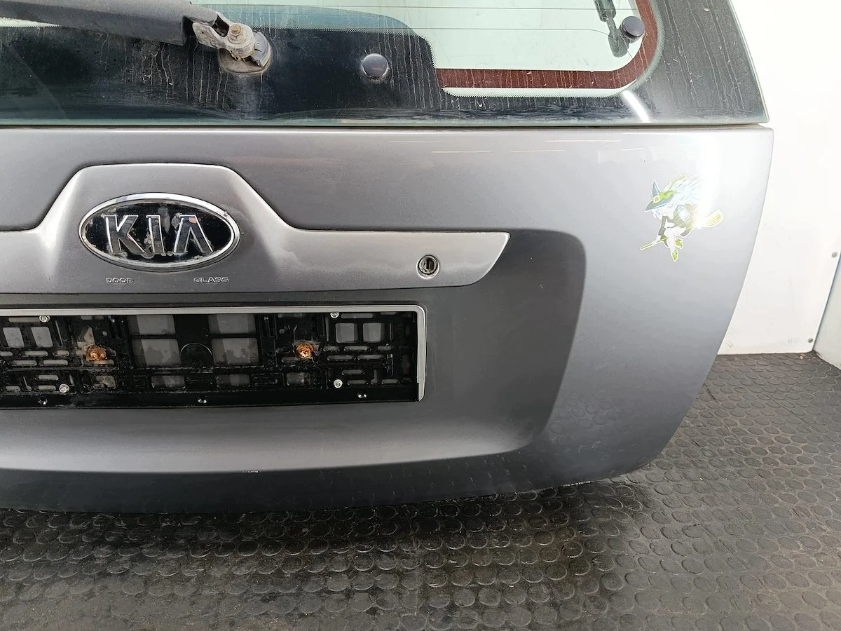 Portón Maletero Kia Sportage II S4 SUV Usado image 5