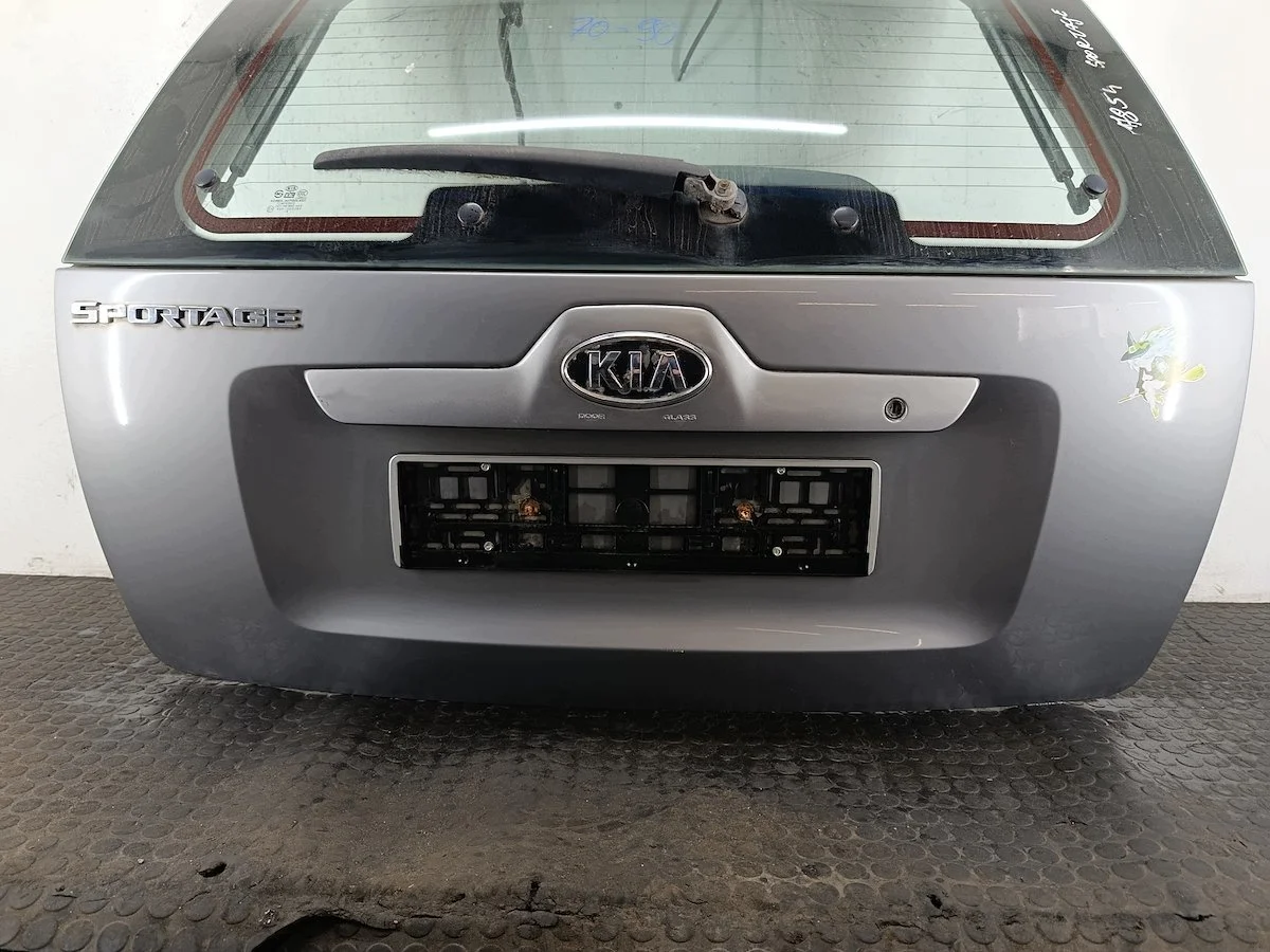 Portón Maletero Kia Sportage II S4 SUV Usado image 6
