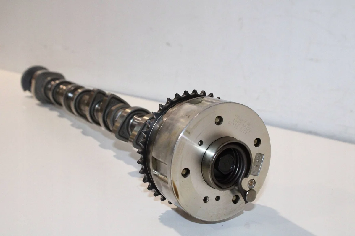 Kia 24370-2B610 Ajustador VVT Usado image 3
