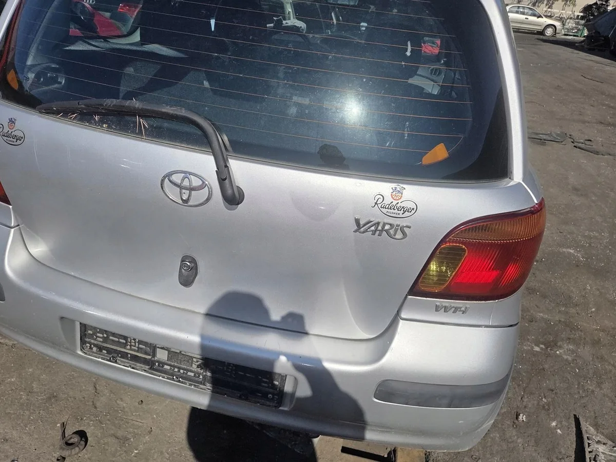 Toyota Yaris Baklucka 855 image 3