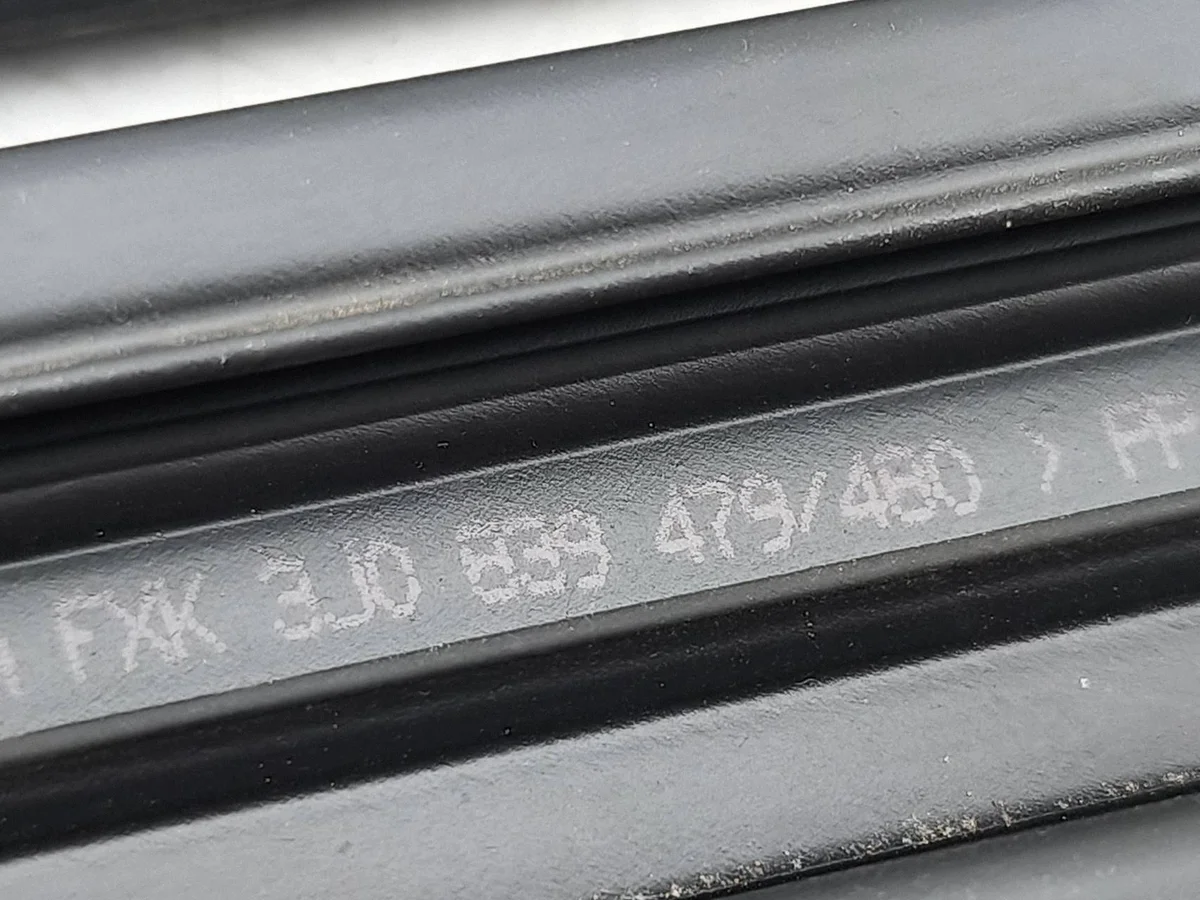 Joint de vitre arrière VW Passat B9 2025 3J0839479 image 6