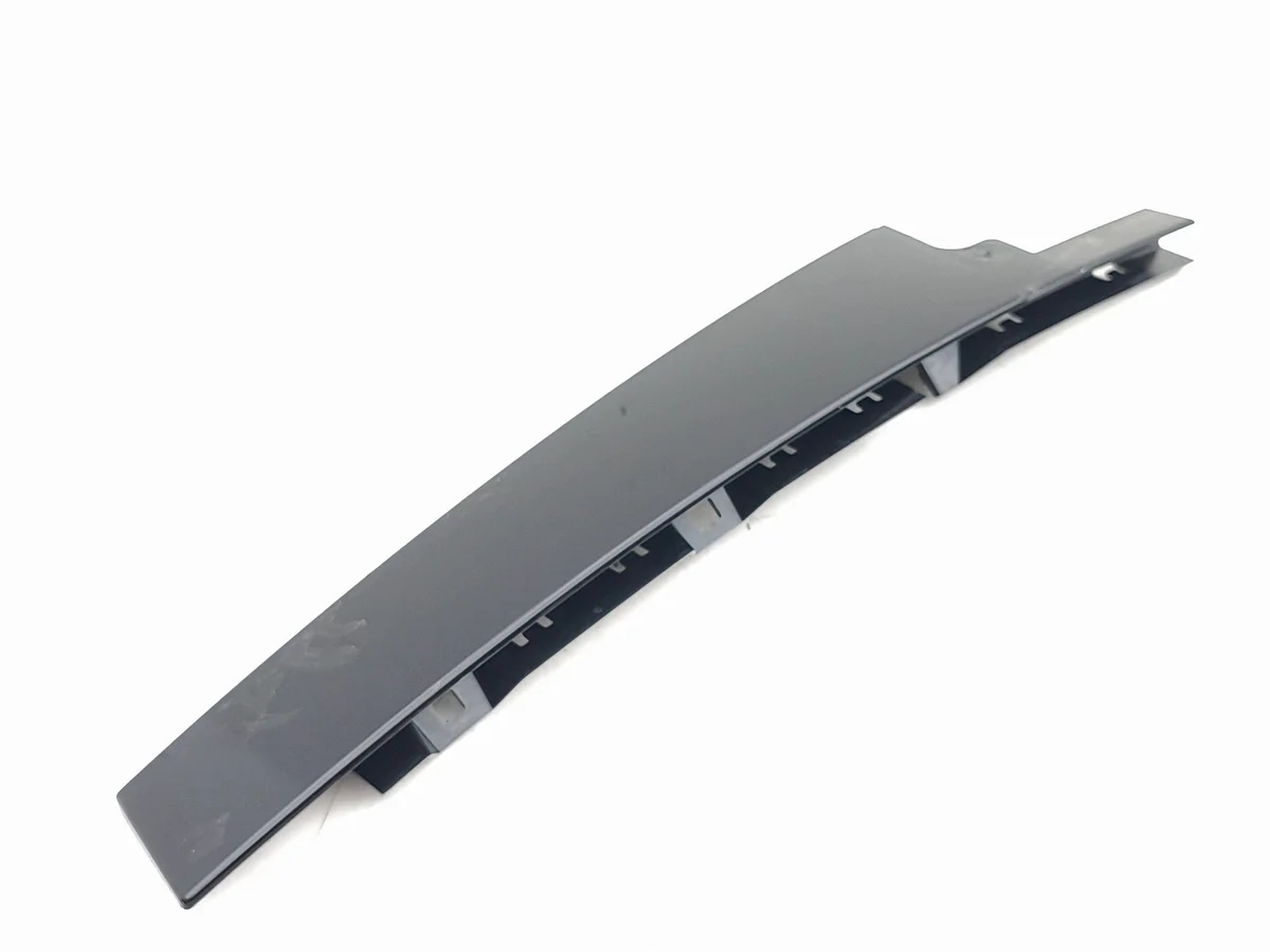 Listello lunotto posteriore VW Passat B9 3J0839902 image 3