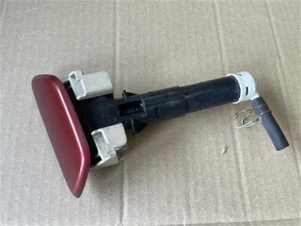 Mazda CX5 Koplamp Spuitmond Links Gebruikt image 3