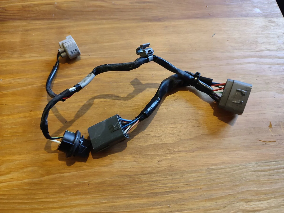 Kabelbaum Scheinwerfer Mazda 2 III DJ DL KLA7089