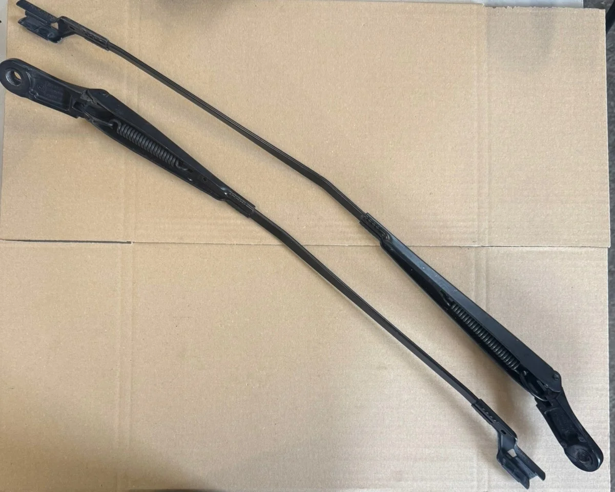 Pyyhkijän varret Peugeot 5008 LIFT