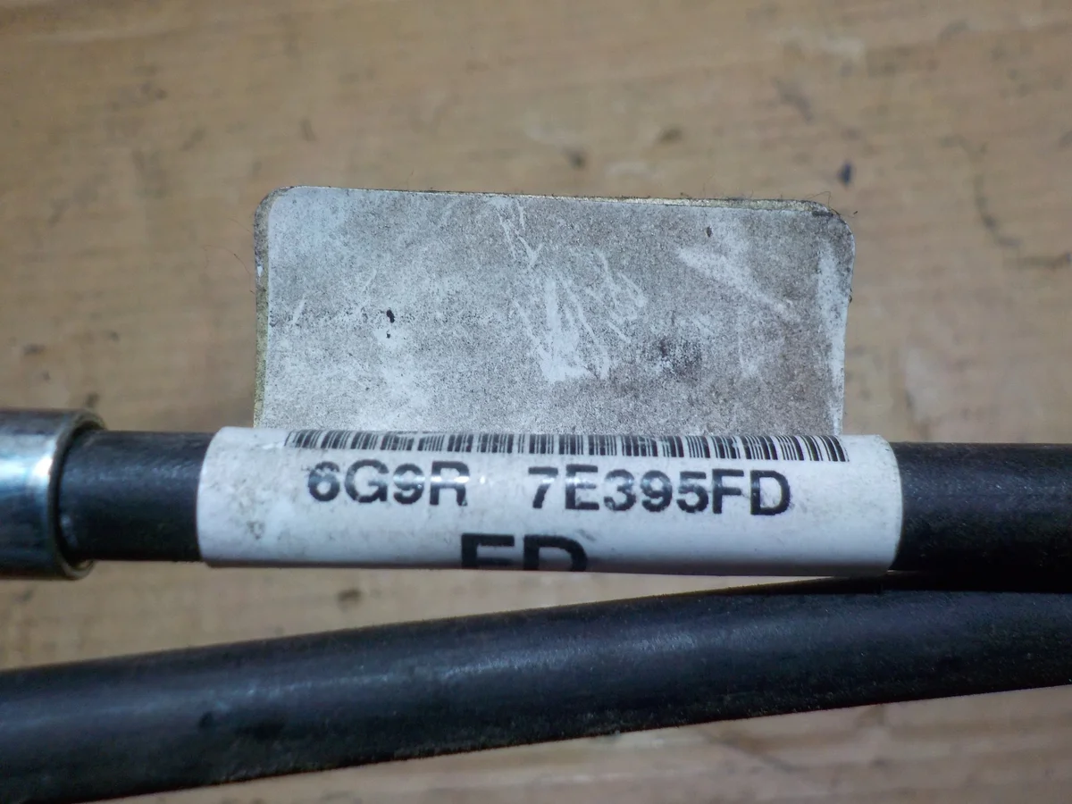 Ford S-Max 2.0 Gear Shift Cables Used image 3