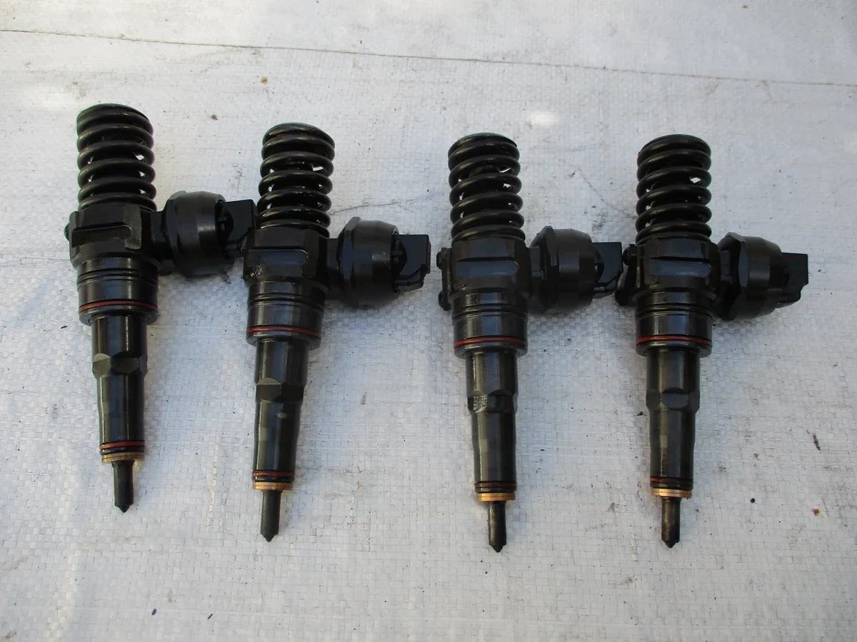 VW Audi Seat Skoda 1.9 TDI Injector 038130073AL