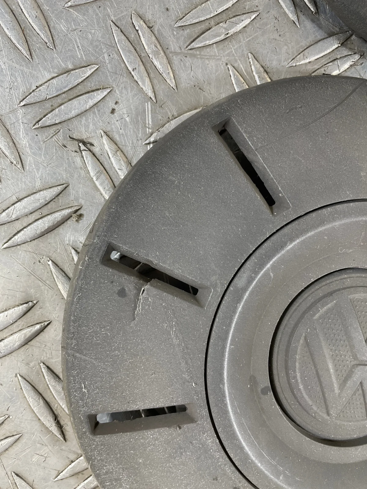 VW Crafter MAN 17- pyöränkeskiöt 2N0601151B image 6