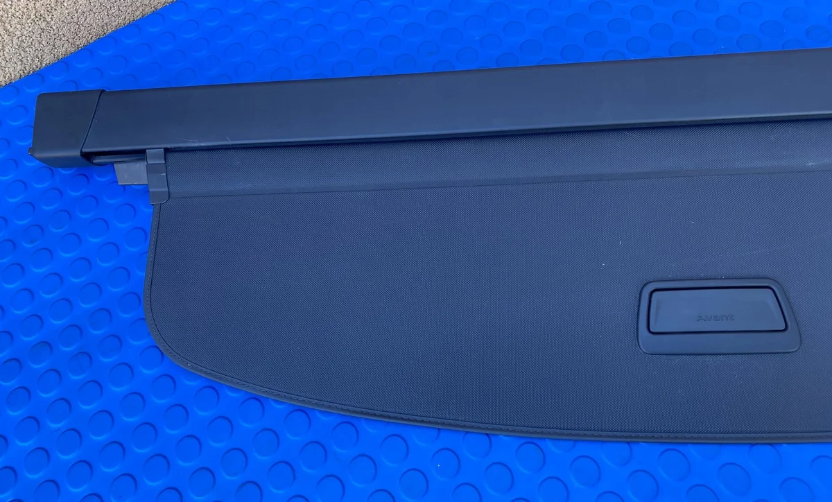 Audi Trunk Cover 4K9863553B Used image 5