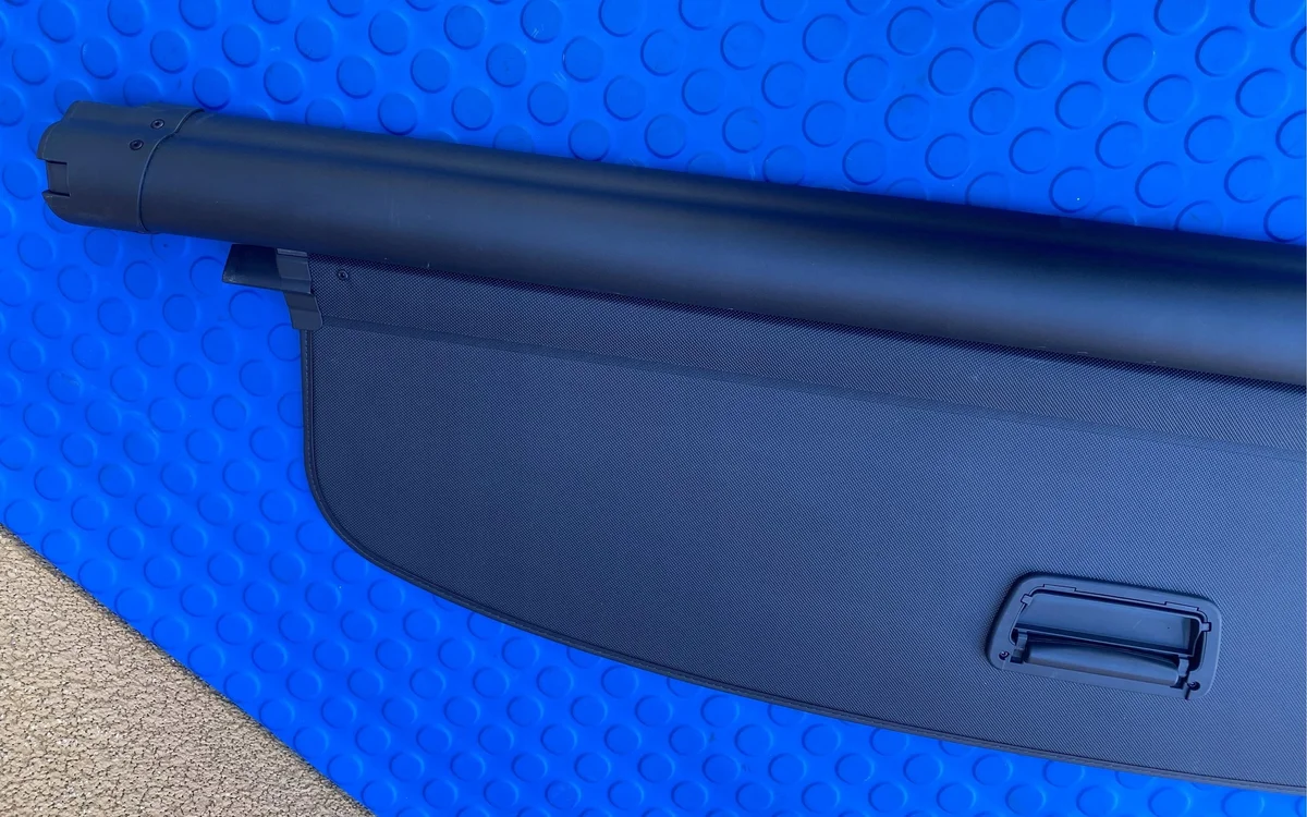 Audi Trunk Cover 4K9863553B Used image 7