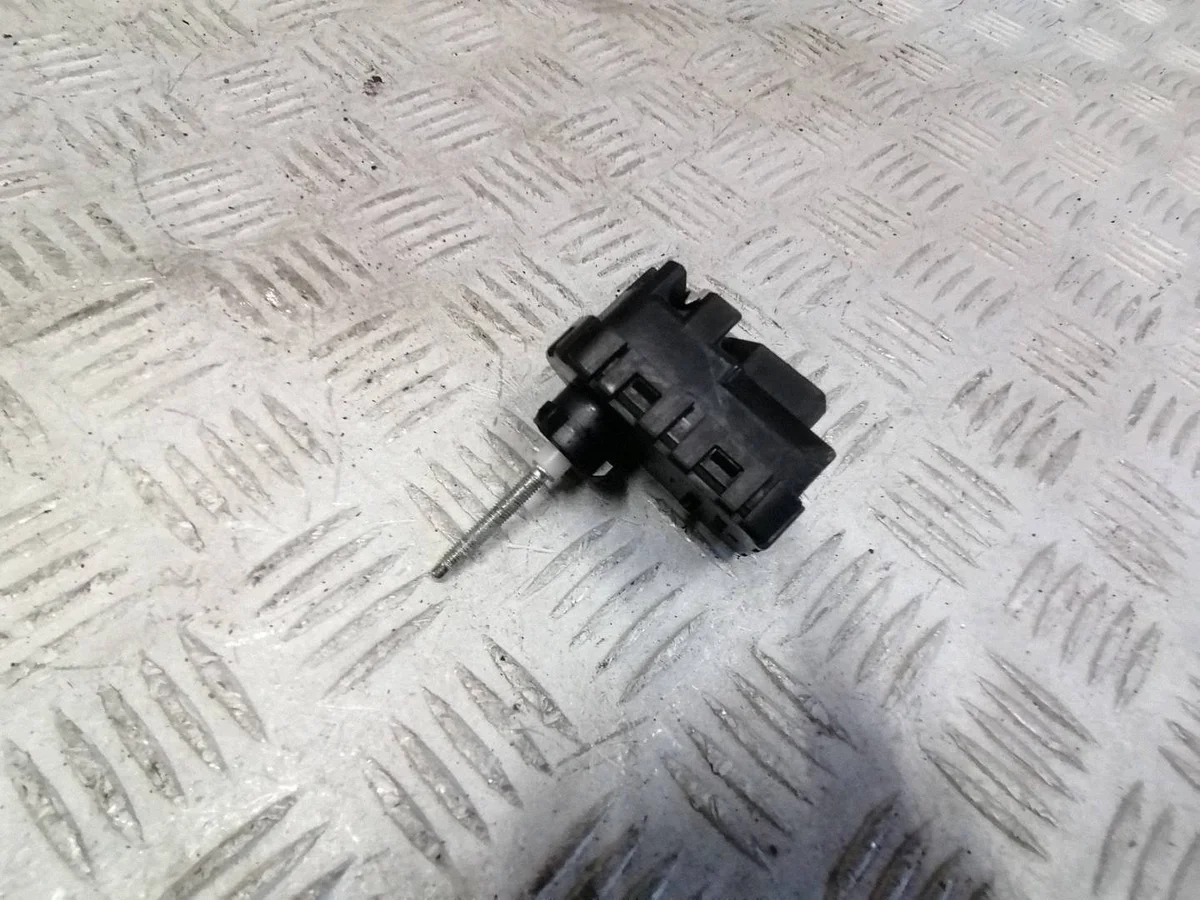 Nissan Micra K13 Motorino Regolazione Lampada