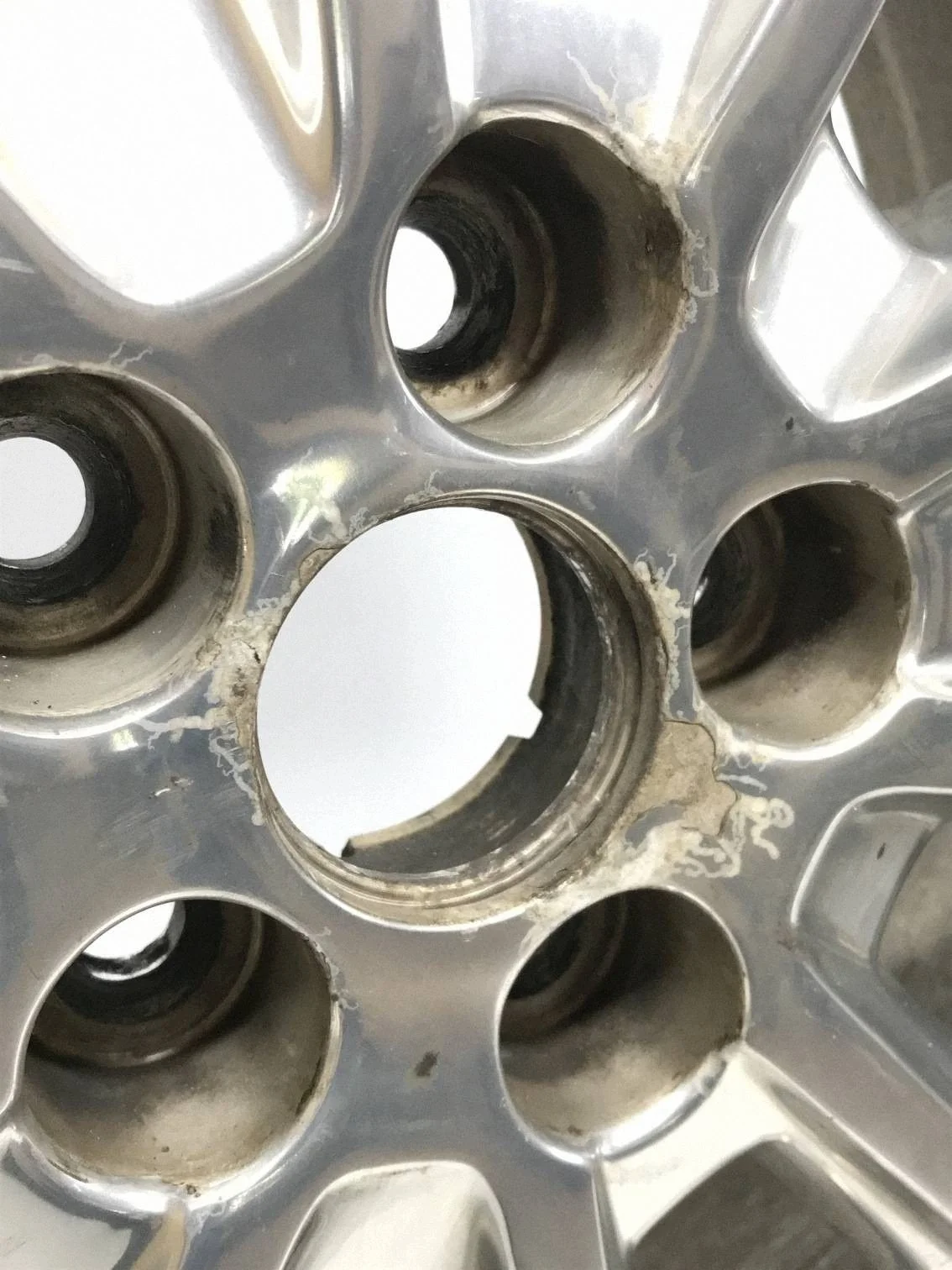 Cerchio in lega Ford 20" GT4C1007E1A usato image 7