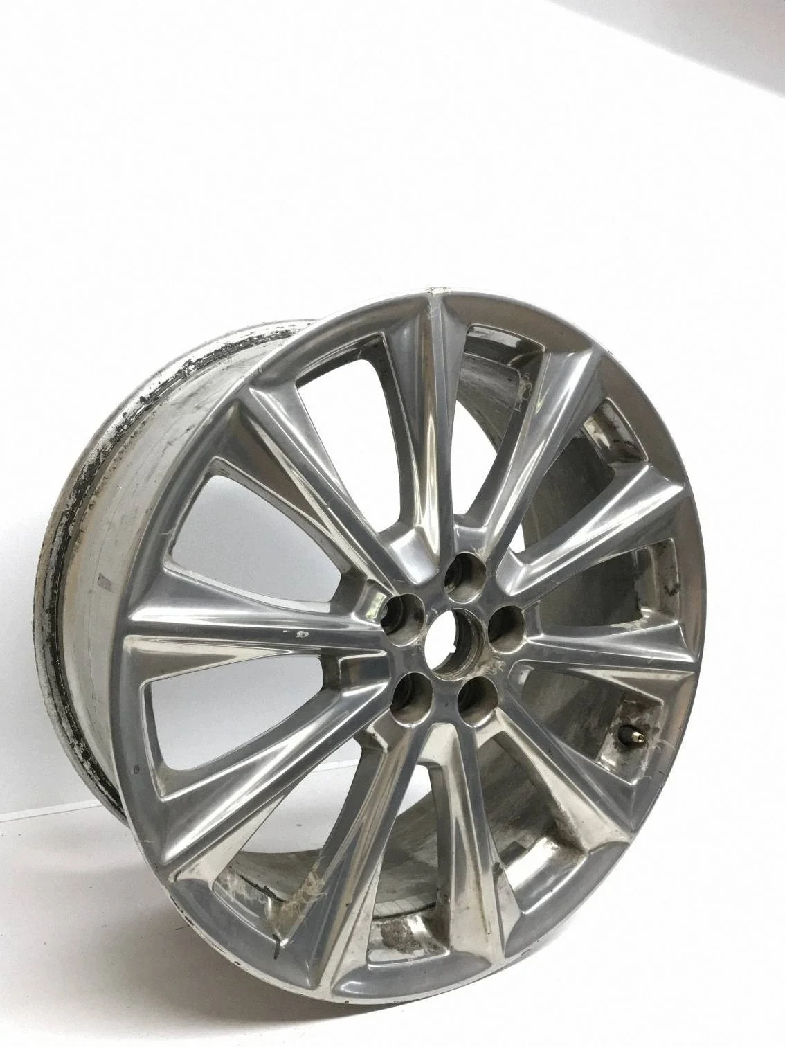 Cerchio in lega Ford 20" GT4C1007E1A usato image 10
