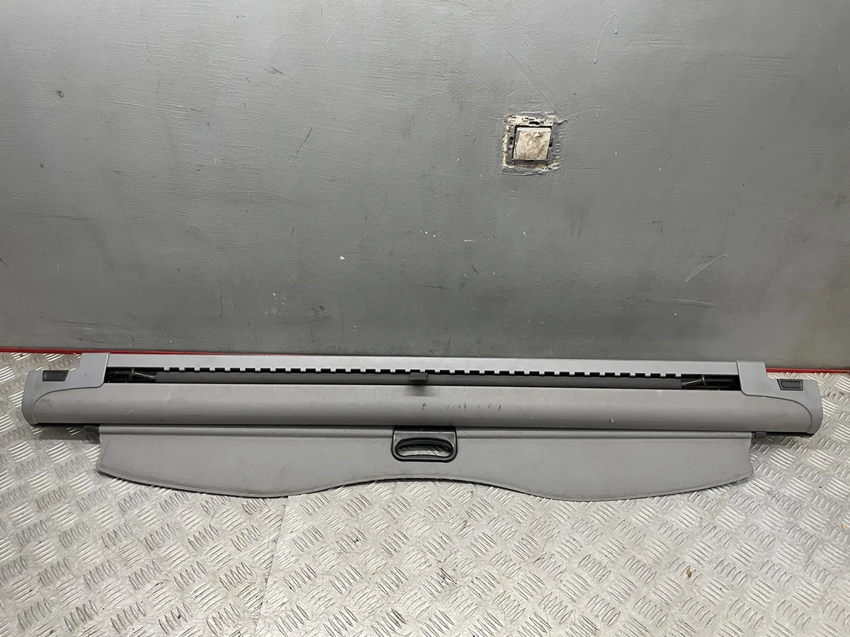 Rollo Kofferraum BMW E46 LCI 01-06 gebraucht