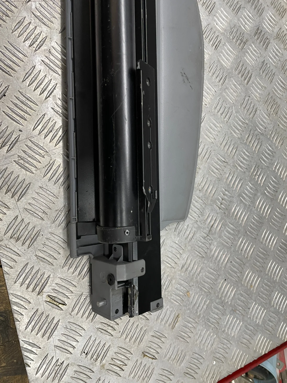 Red de maletero BMW E46 Lift 01-06 image 9