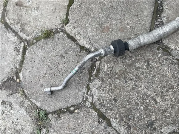 Tuyau clim BMW 5 E39 Diesel 6913893 image 6