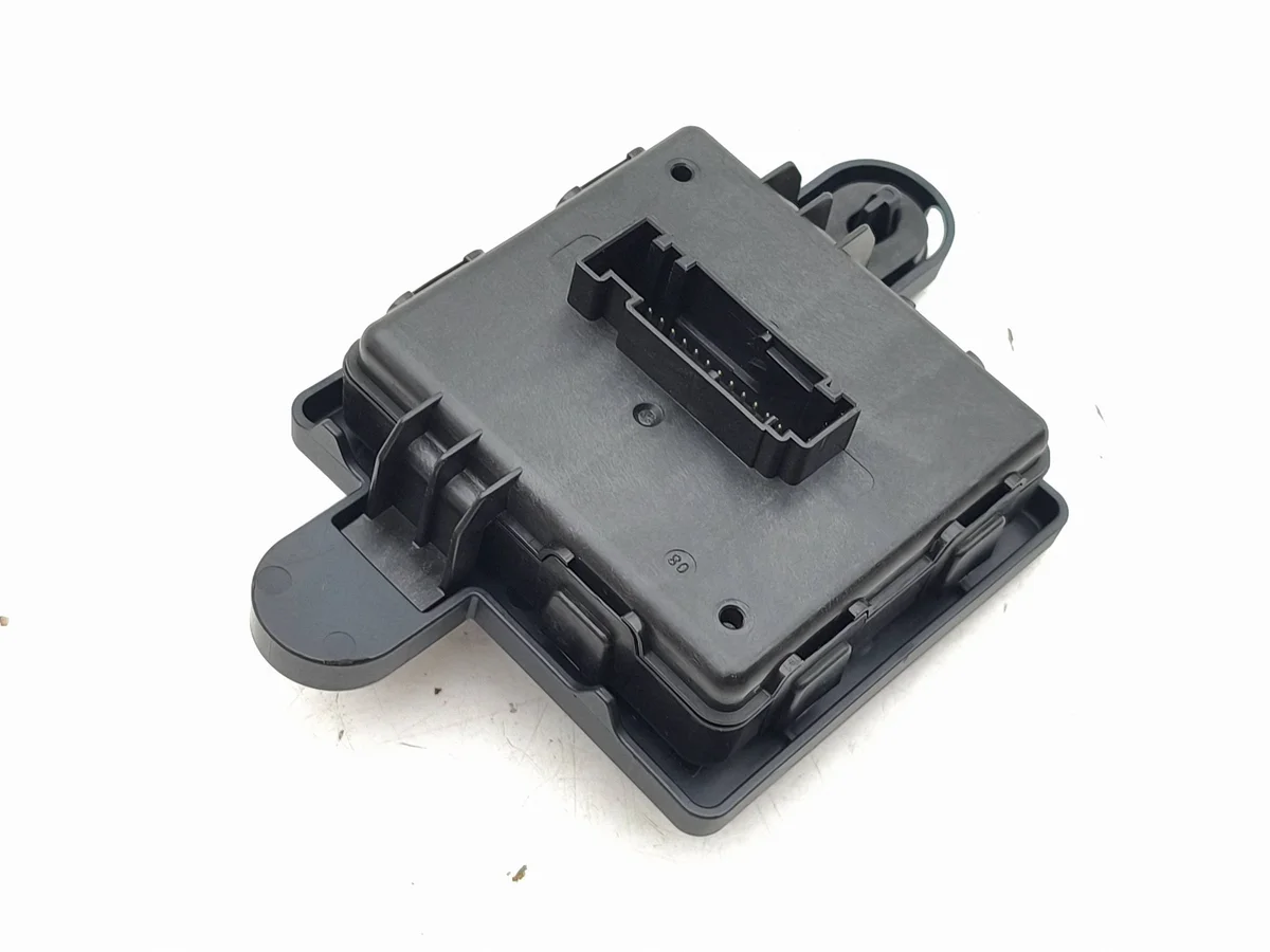 Module sans clé KESSY VW Passat B9 5WA959436AD image 3