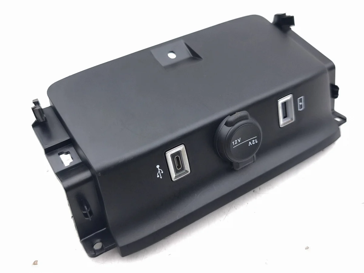 Jeep Avenger USB Socket 9821703980