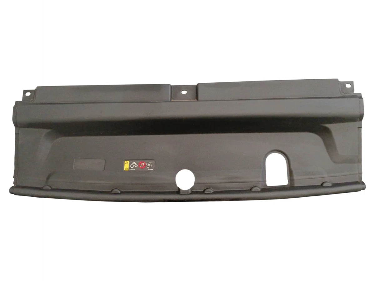 Copertura paraurti anteriore Volvo V90 II Usato