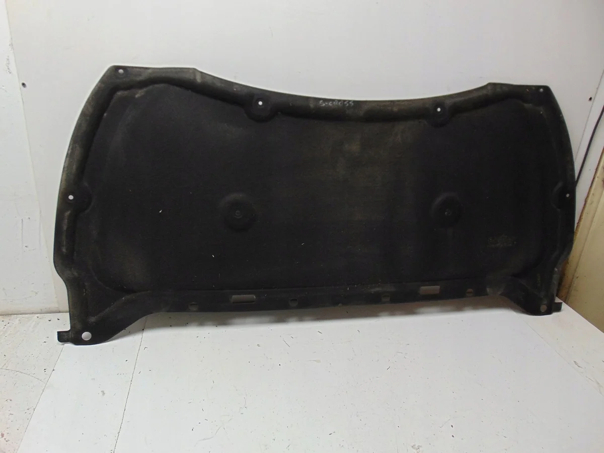 Isolation capot Suzuki SX4 S-CROSS image 6