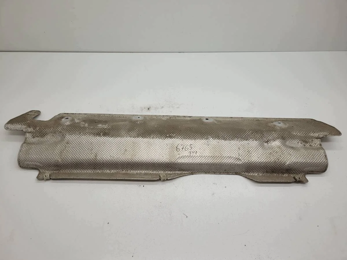 BMW X7 G07 Exhaust Heat Shield 7424936
