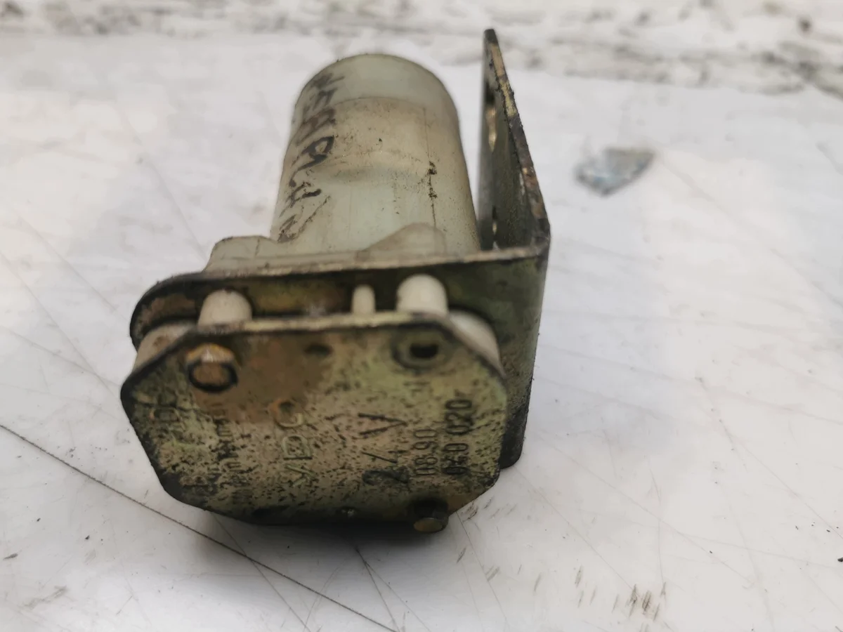 VDO Scheibenwaschpumpe 24V MAN Neoplan 040020 image 3