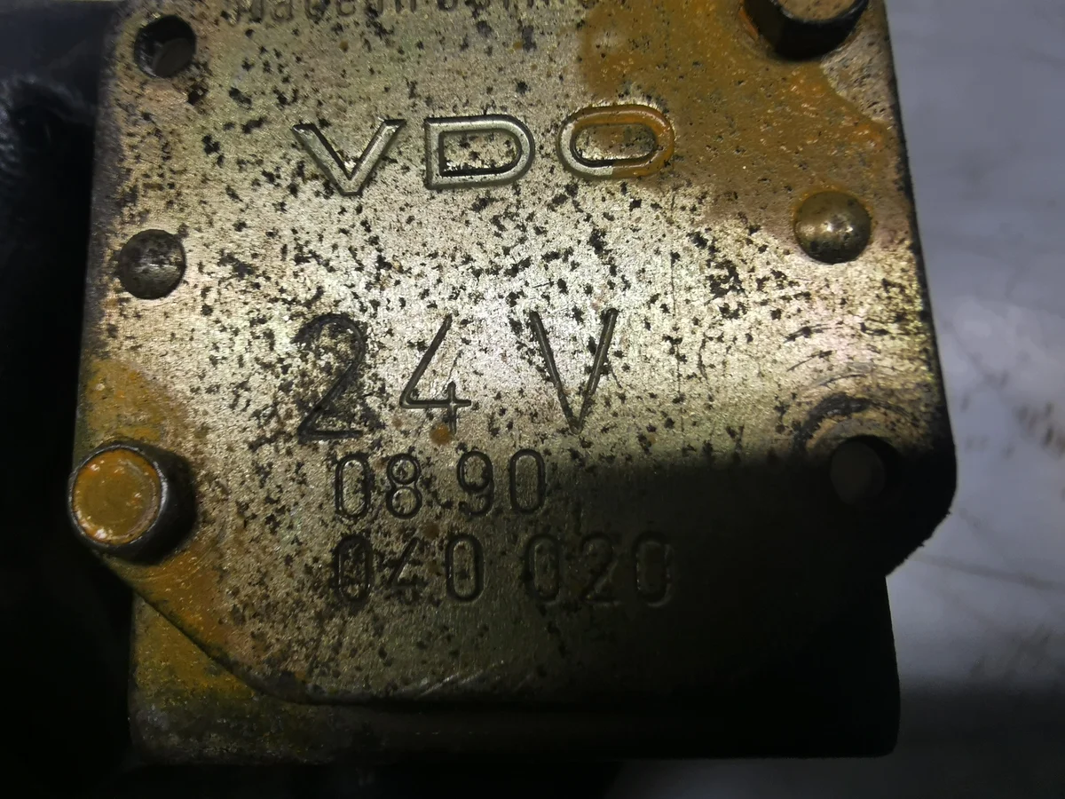VDO Scheibenwaschpumpe 24V MAN Neoplan 040020 image 5