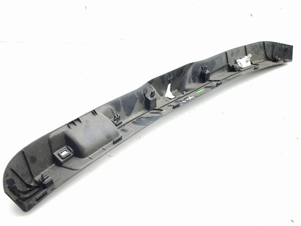 Mercedes B W246 W242 2013 Cache serrure image 4
