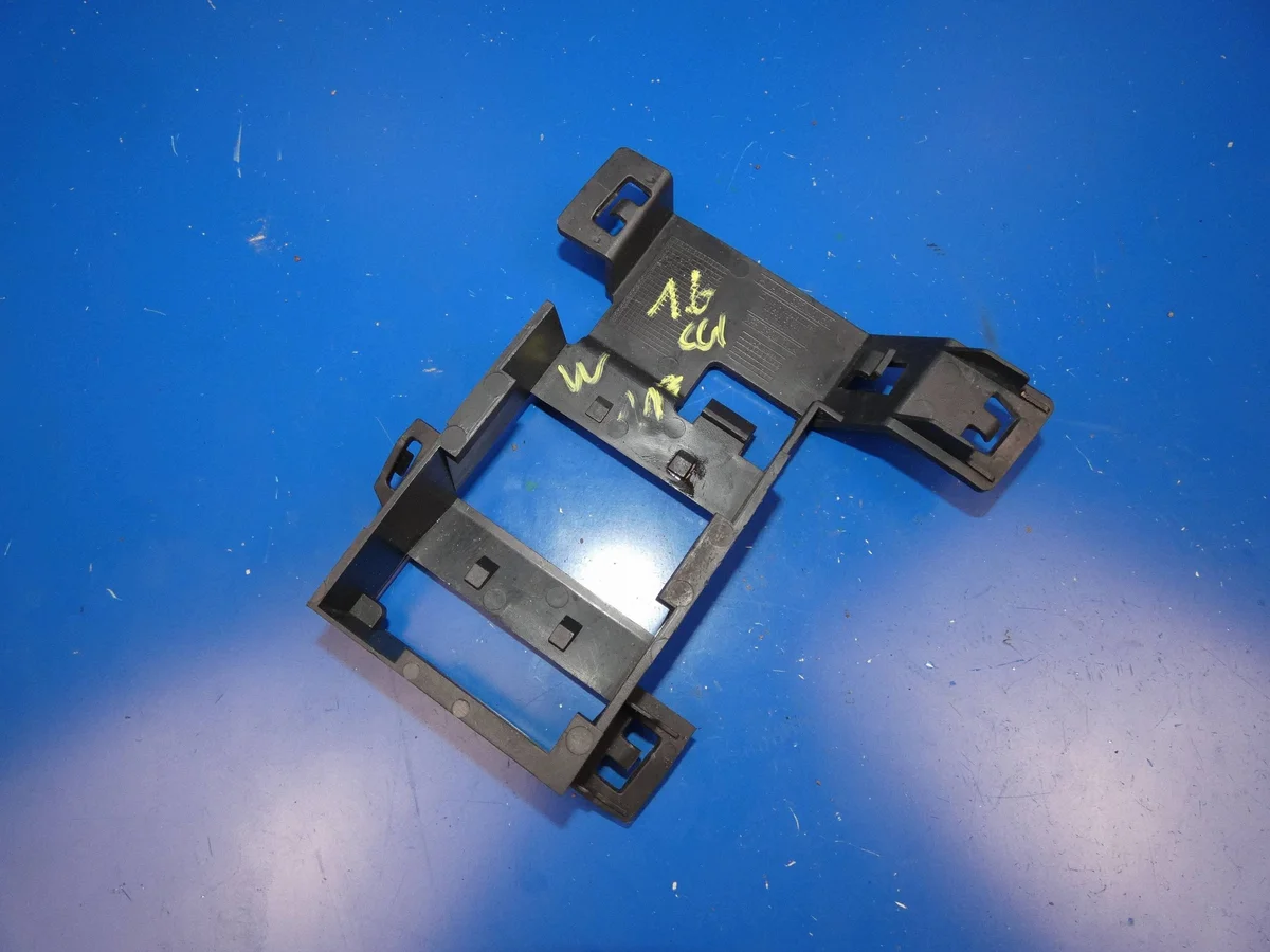 Support Radar Mercedes CLA W117 A W176 B W246