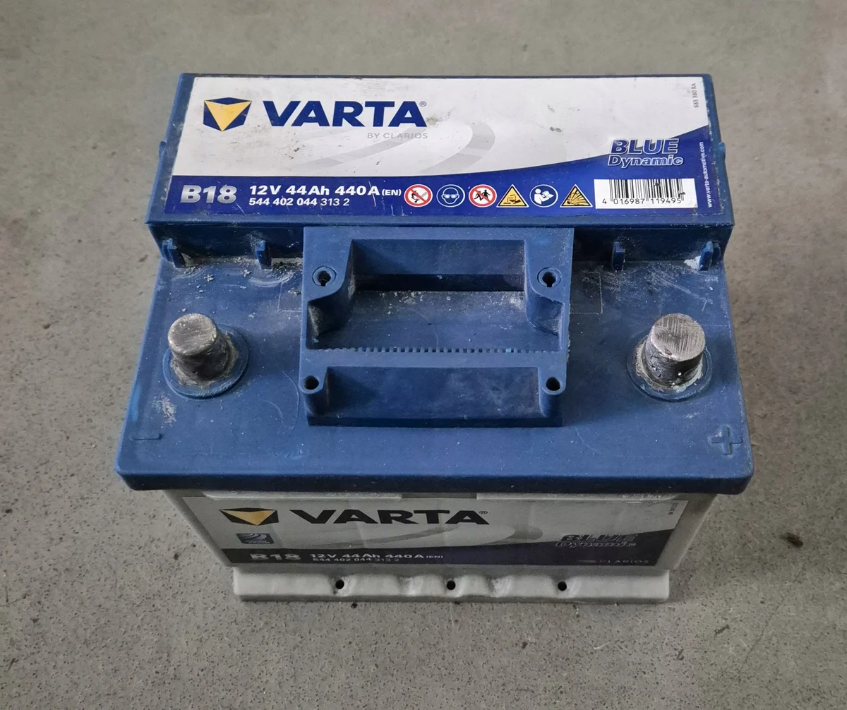 Batterie Varta Blue Dynamic B18 12V 44Ah 440A image 3