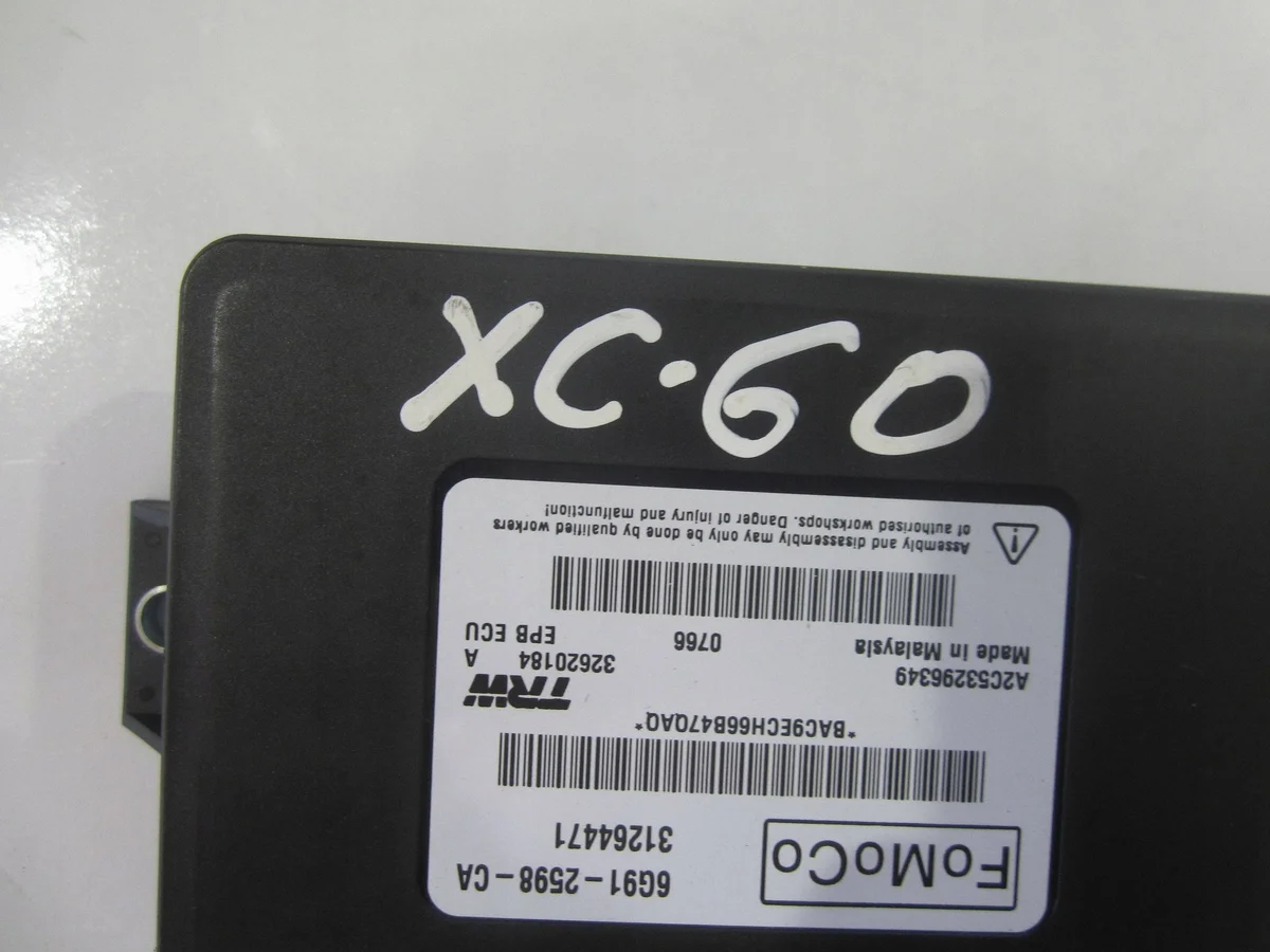 Volvo XC60 2009 Handbromsmodul 6G912598CA image 7