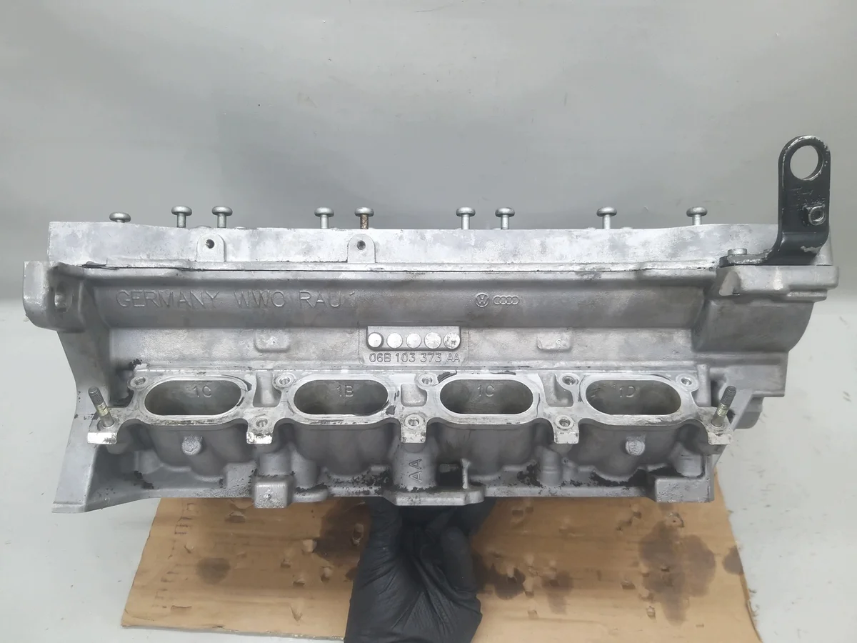 Culata Motor 2.0 B ALT Passat B5 A4 B6 B7