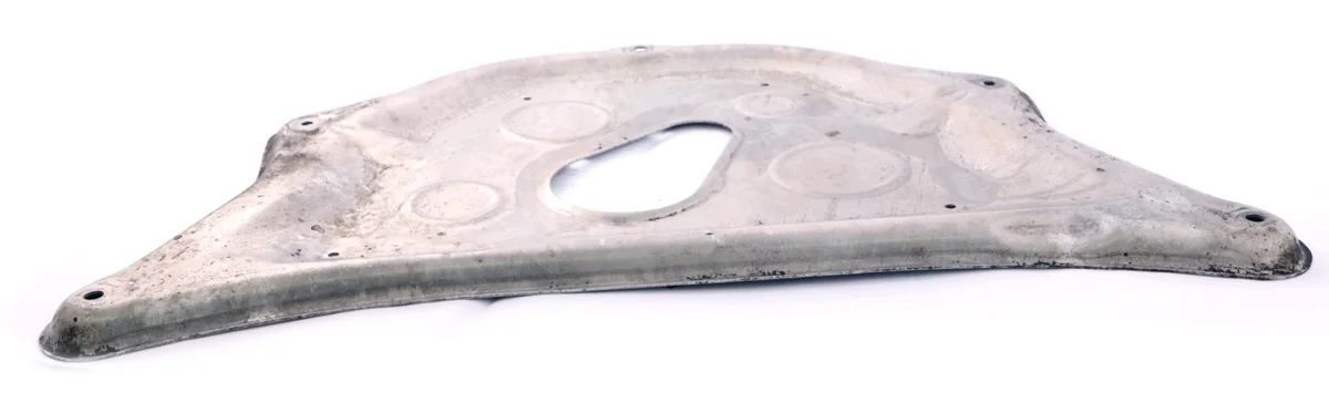 BMW E65 E66 Plaque Cache Moteur 6767228 image 5