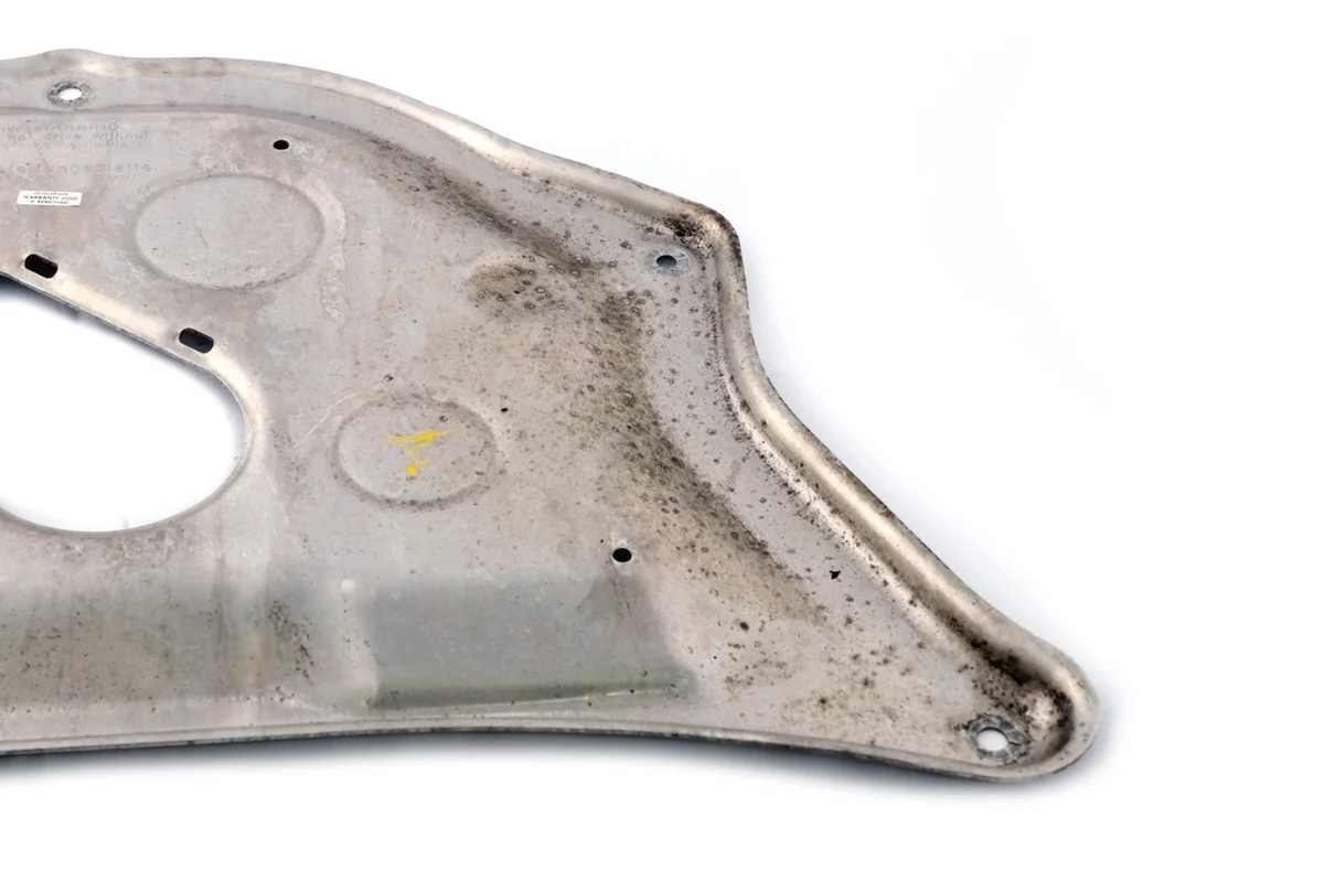 BMW E65 E66 Plaque Cache Moteur 6767228 image 7