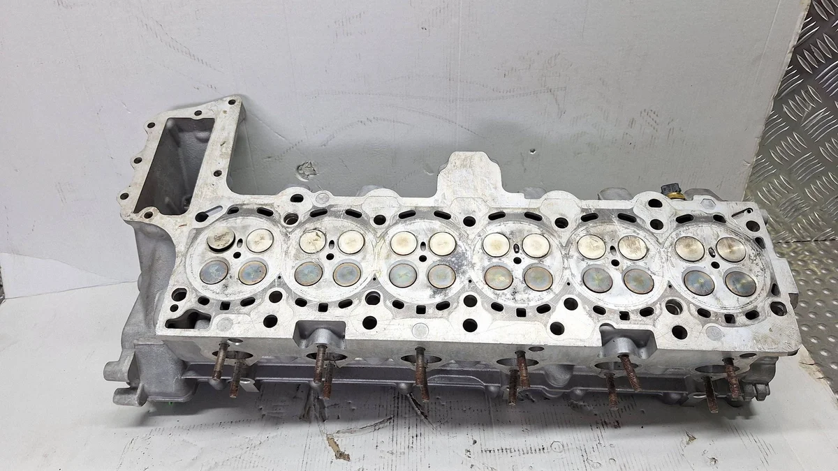 Zylinderkopf BMW 3.0D M57 E53 E60 E61 E65 X3 image 8