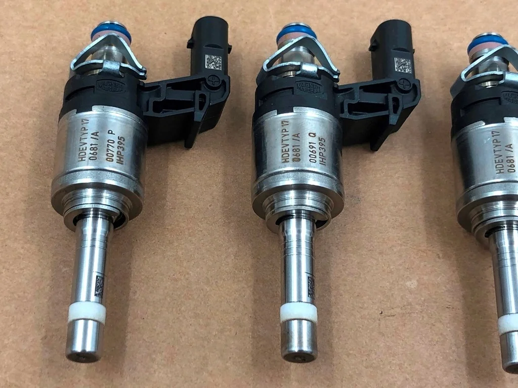 Injector Set 04E906036AL Audi Skoda image 3
