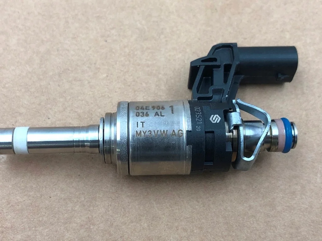 Injector Set 04E906036AL Audi Skoda image 5