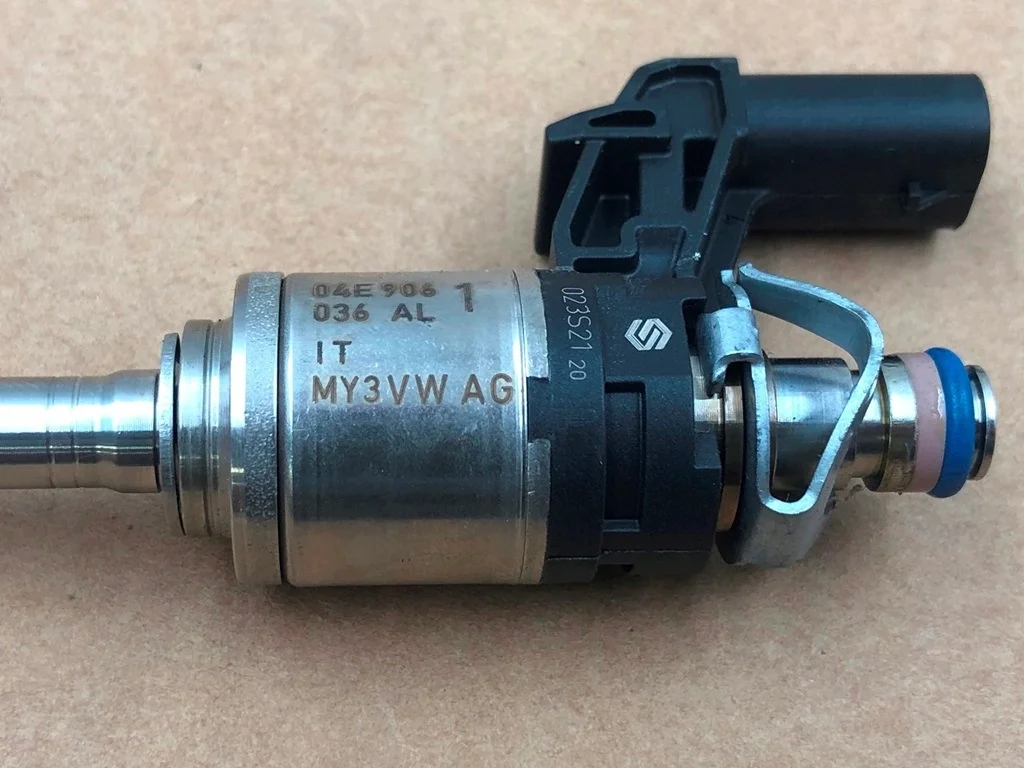 Injector Set 04E906036AL Audi Skoda image 6