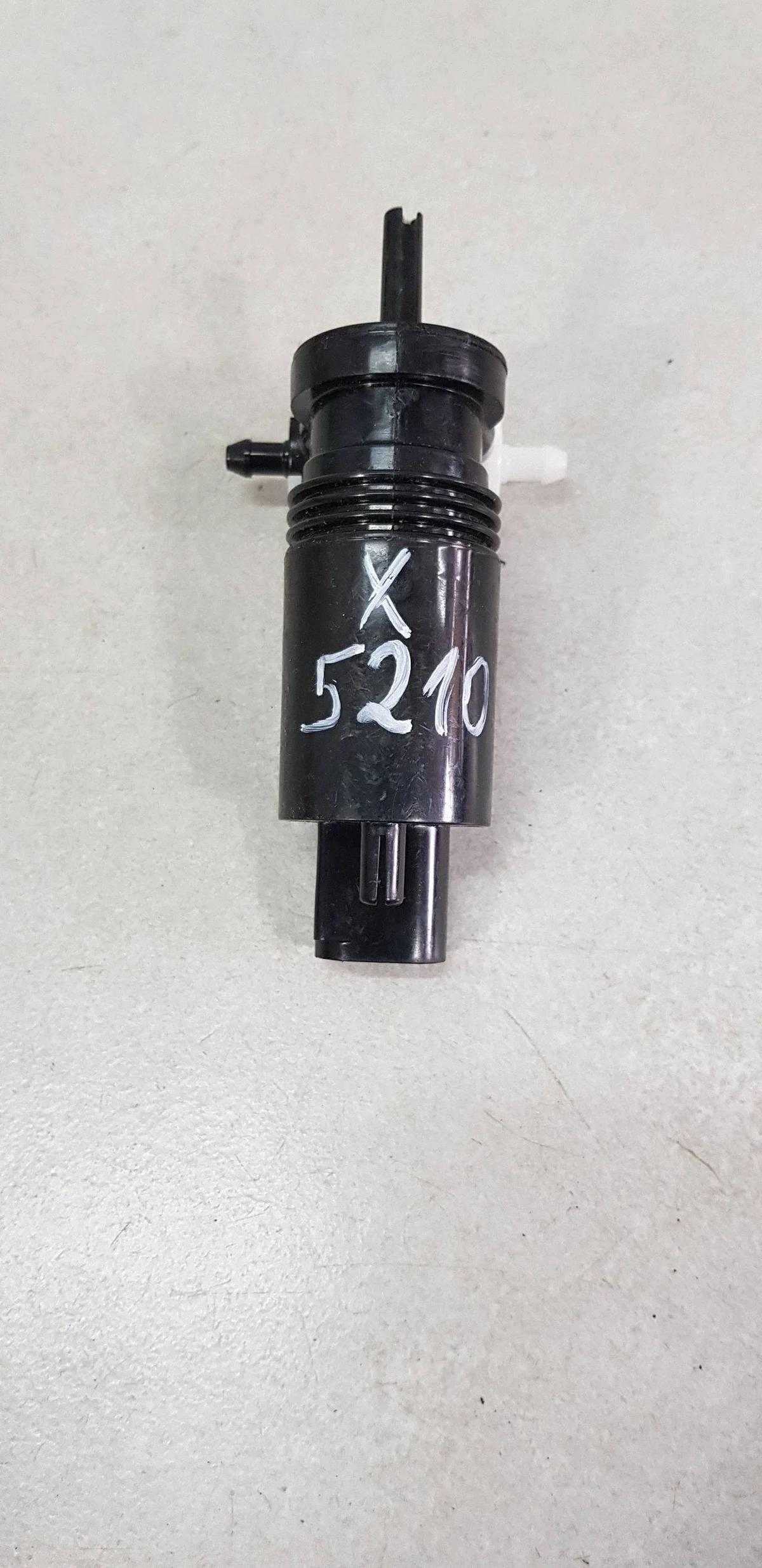 Bomba de limpiaparabrisas Mercedes ML W164 Usada