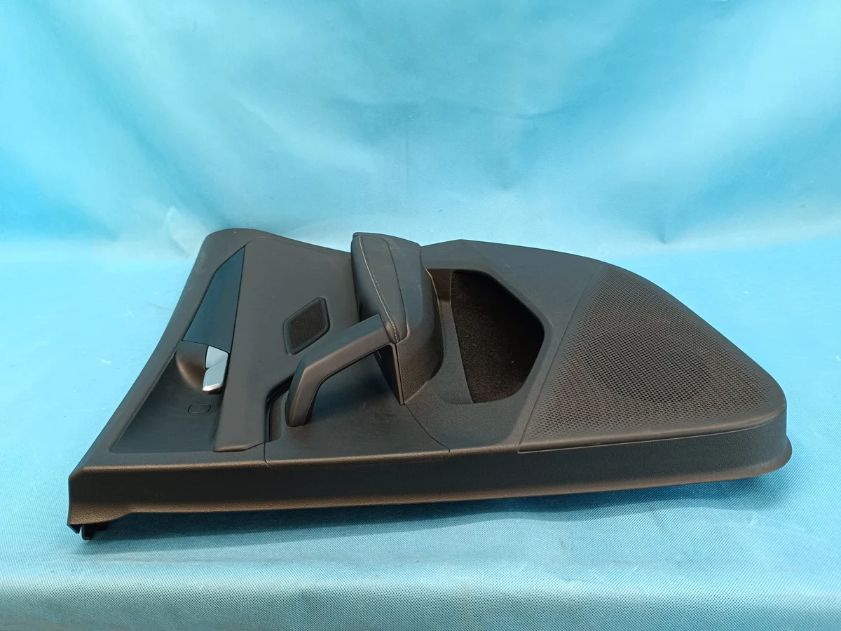 VW Tiguan 3 Türverkleidung rechts hinten 571867212R image 5