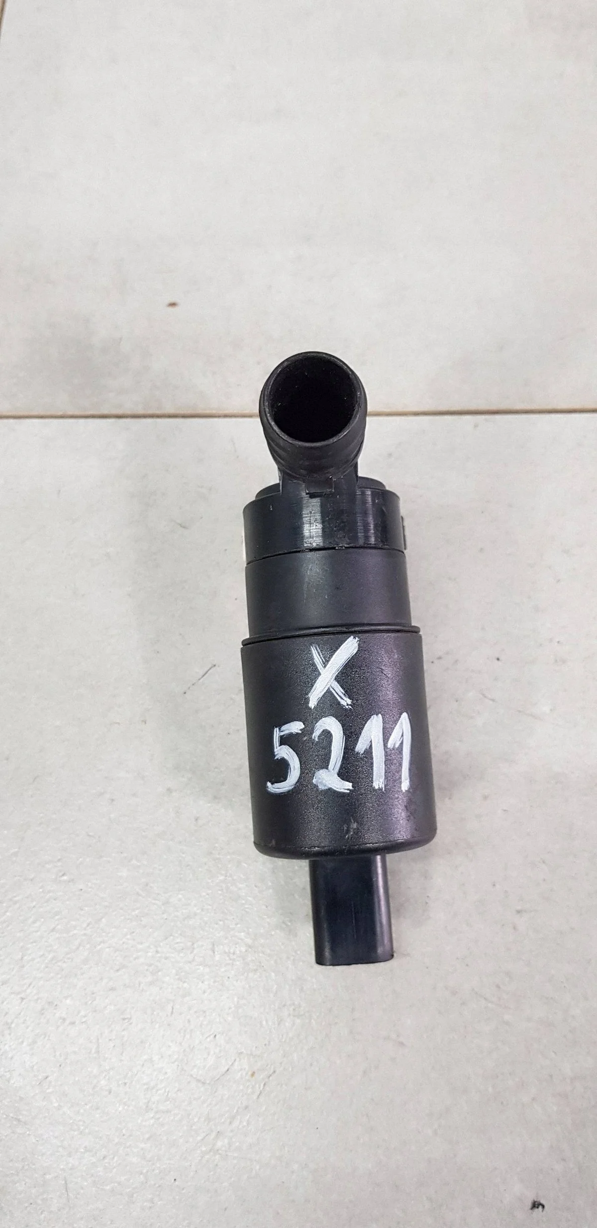 Scheibenwaschpumpe Renault Citroen 8200031805