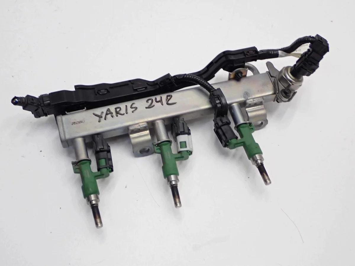 Einspritzleiste Toyota Yaris IV 1.5 Hybrid M15A image 3