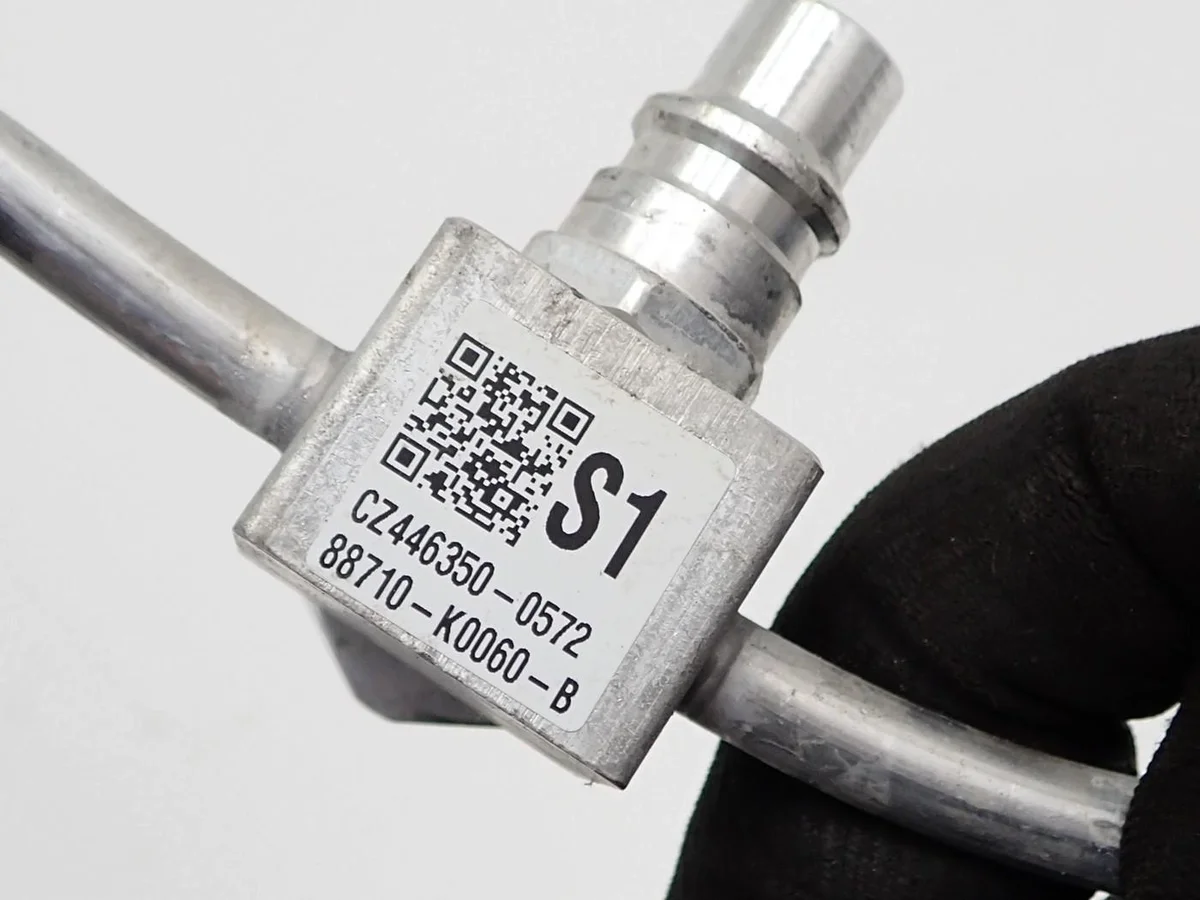 Klimaanlagenleitung Toyota Yaris IV 1.5 Hybrid image 7