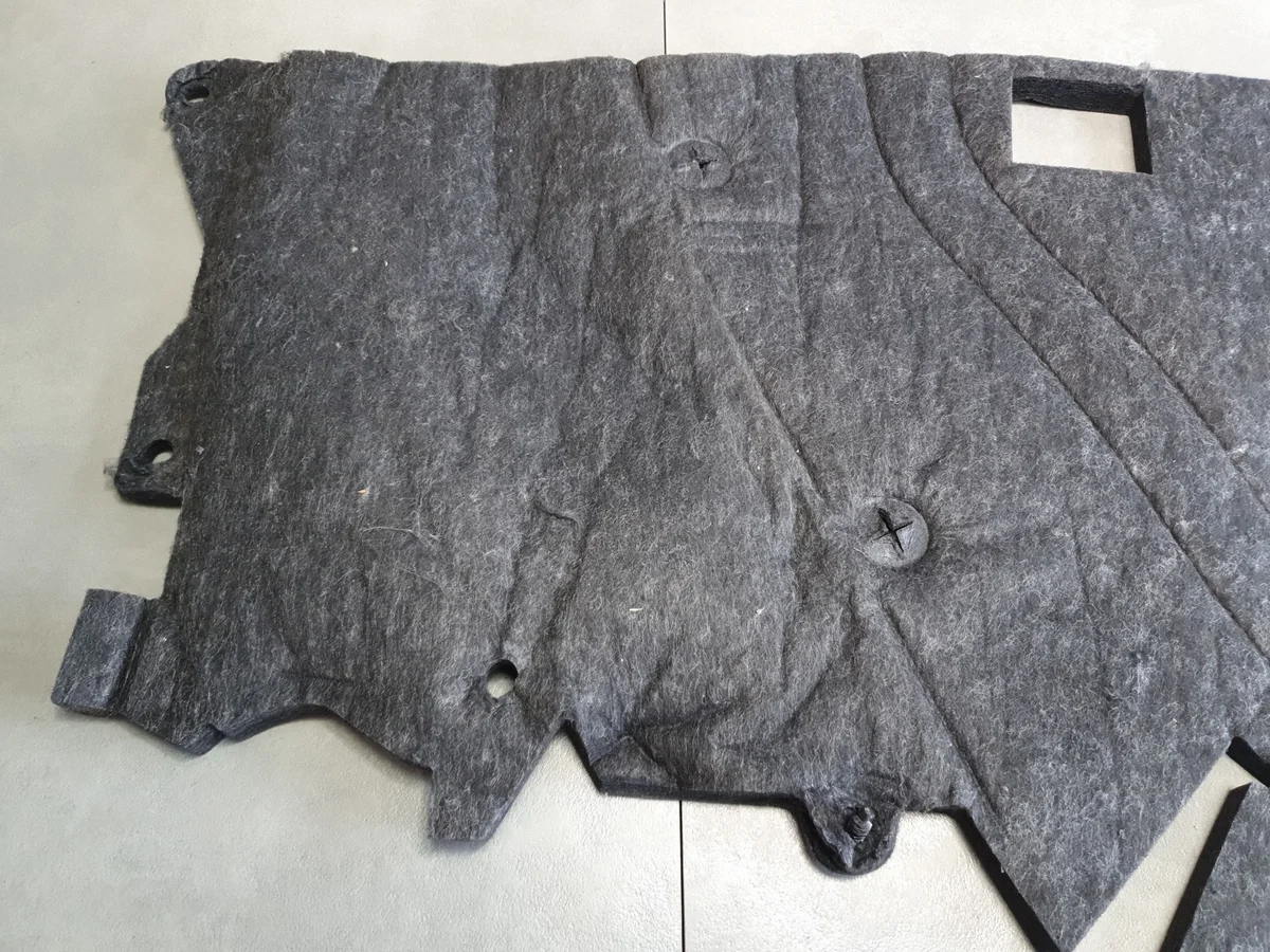 Audi A3 8Y Isolation Gauche 8Y4863895 image 4