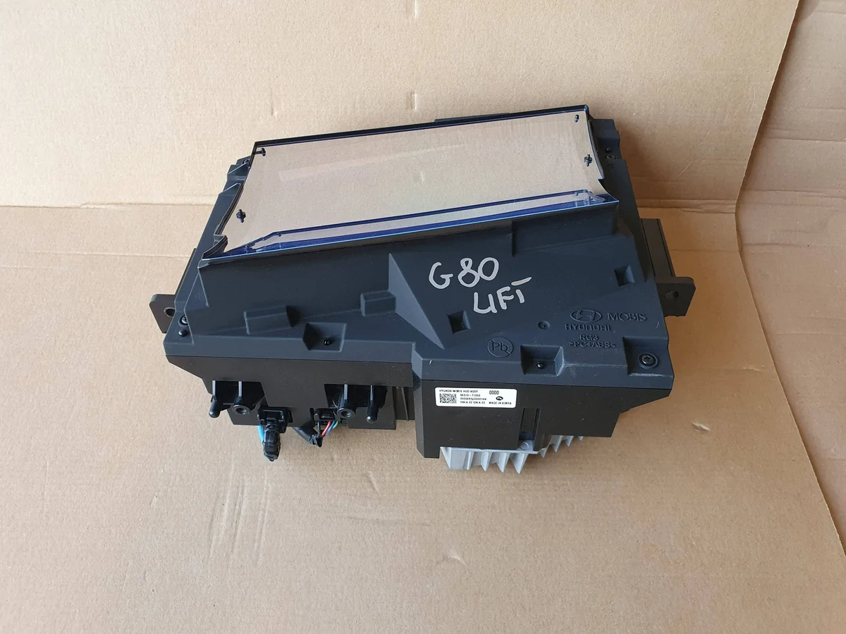 HUD Genesis G80 94310T1050 Usado